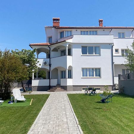 Villa Mara Pula Buitenkant foto
