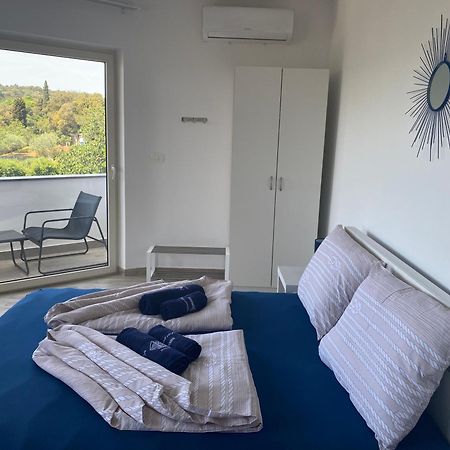 Villa Mara Pula Kamer foto