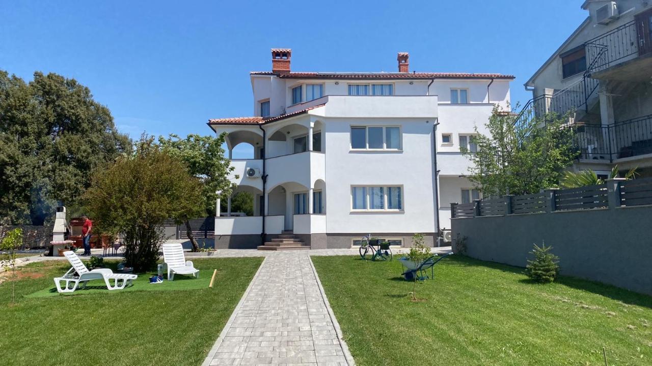 Villa Mara Pula Buitenkant foto