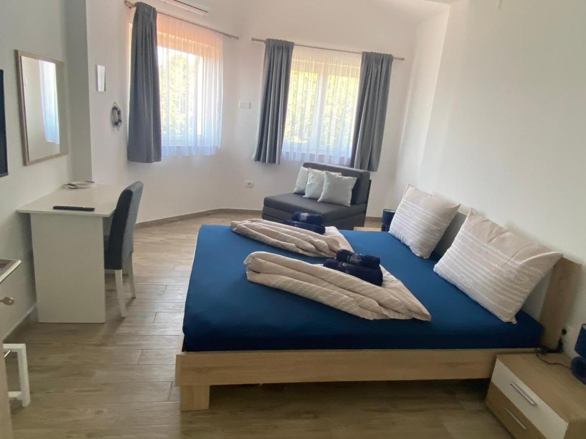 Villa Mara Pula Buitenkant foto